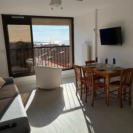 Pour 2-3 Personnes Vue Mer, A 30m De La Plage, Avec Linge De Lit Et Menage Inclus
