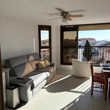 Pour 2-3 Personnes Vue Mer, A 30m De La Plage, Avec Linge De Lit Et Menage Inclus *